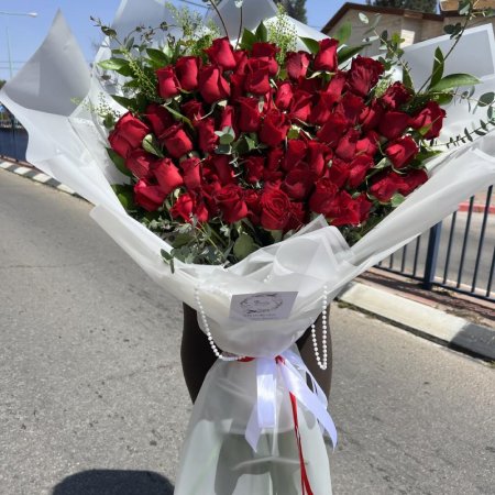 זר ורדים אדומים מדמוזל