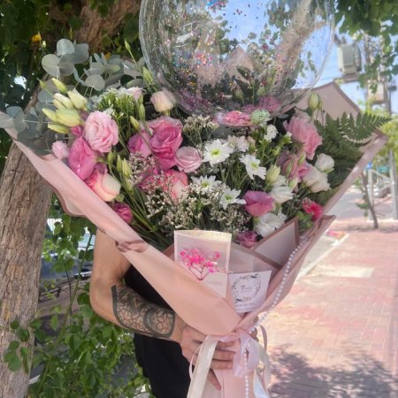זר יומהולדת עם בלון