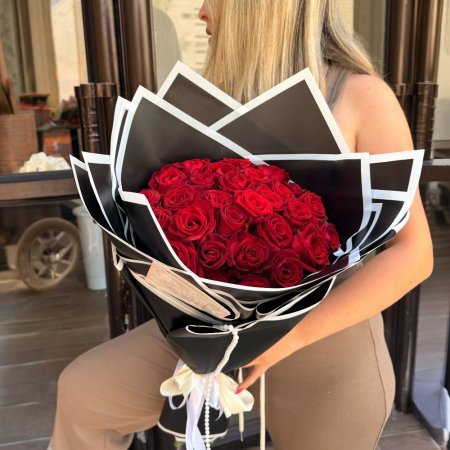 זר אהבה באדום